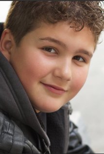 фото Clayton Henry