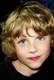 фото Miles Sentner Youngblutt