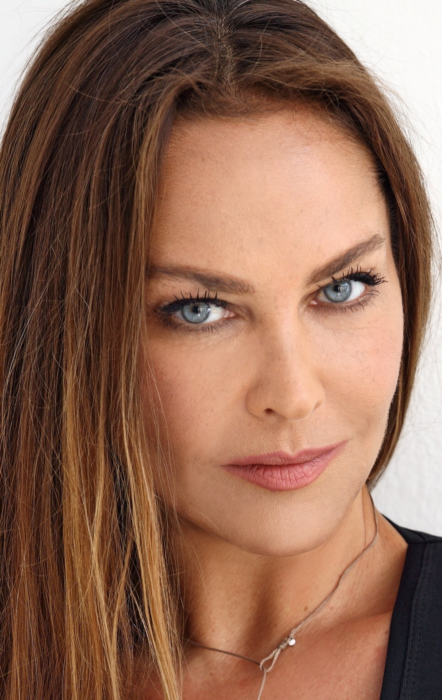 фото Хюлья Авшар