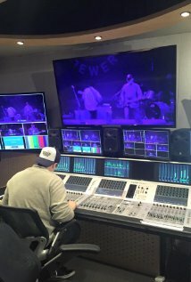 фото James Berish