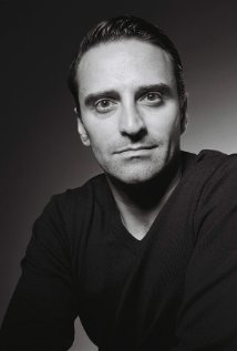 фото Julien Romano