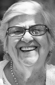 фото Хильда Ребелло