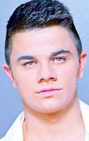 фото Брэндон Стюарт