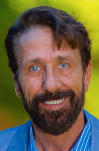 фото Стив Холмс