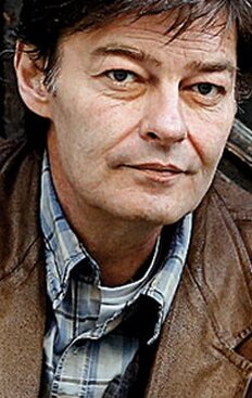 фото Лукас Нола