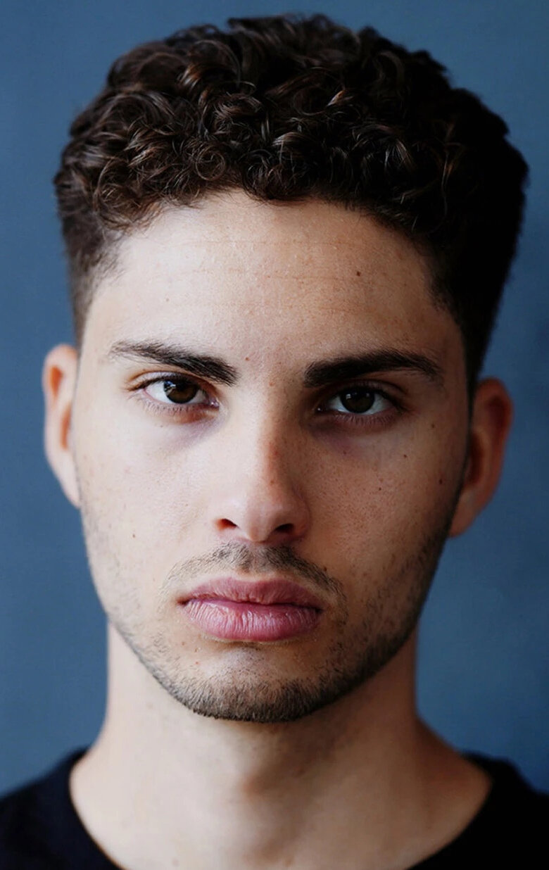 фото Дилан Криф