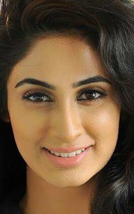 фото Дипти Сати