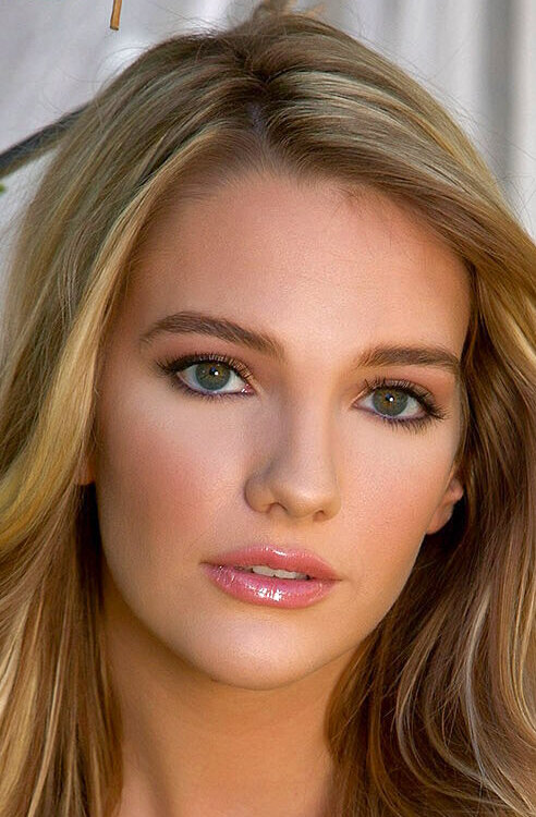 фото Кенна Джеймс