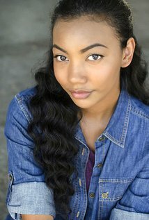 фото Азия Джексон