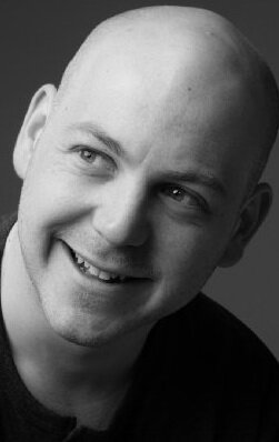 фото Крис Халлас