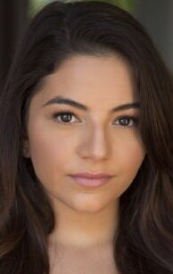 фото Kat Akmakji