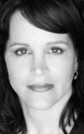 фото Theresa Dame Bellasario