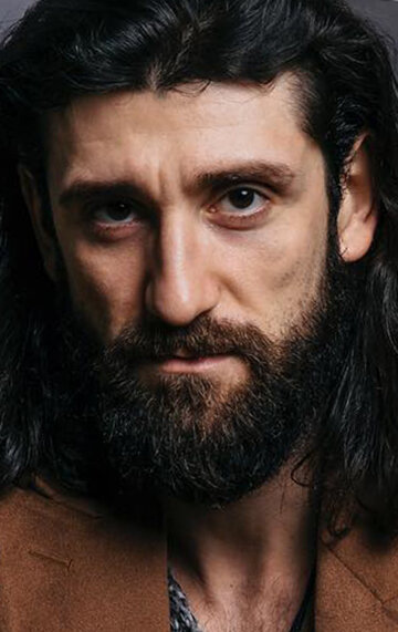 фото Эдвард Бриони