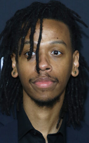 фото Джуэл Тейлор