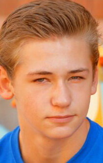 фото Коннер Гринхалг