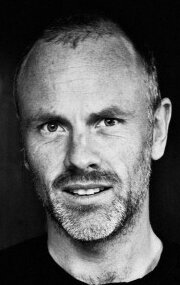 фото Фредрик Бонд