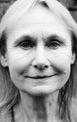 фото Анджела Плезенс