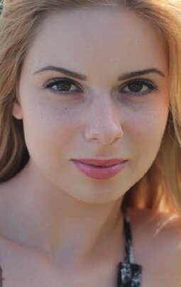 фото Келси Ли