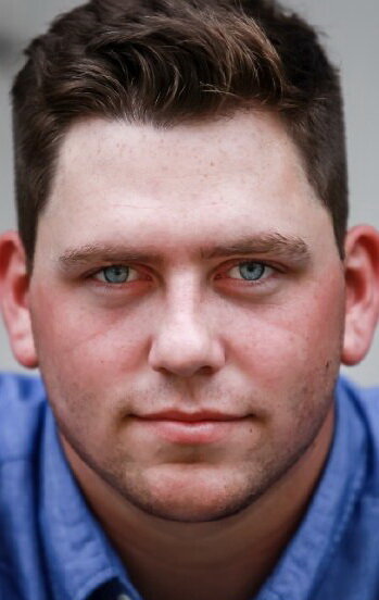 фото Джастин Юинг