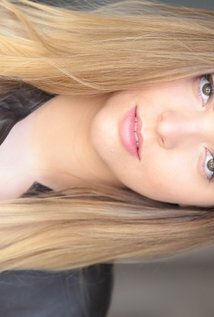 фото Victoria Martonne