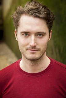 фото Джэми Саттертуэйт