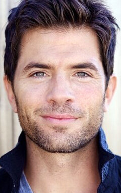 фото Крис Тардио