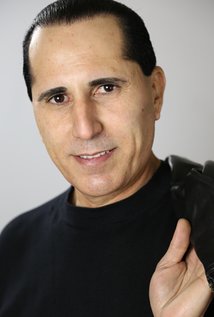 фото Anthony King