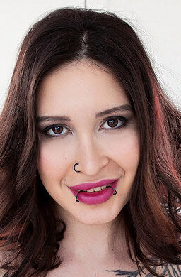 фото Ariane Saint-Amour