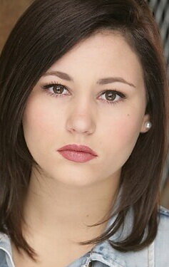 фото Триста Нэйборс