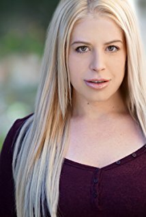 фото Whitney Bowers