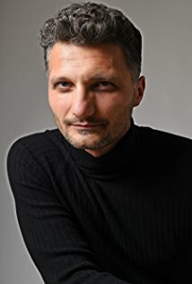 фото Левент Якаб