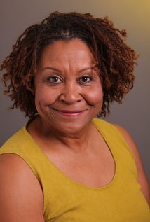 фото Хильда Боулвар