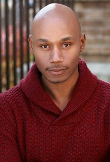 фото Tobias Lanzo