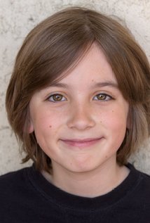 фото Итан Майкл Мора