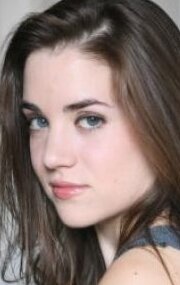 фото Армони Сандерс