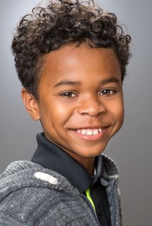 фото Hasaan Hill