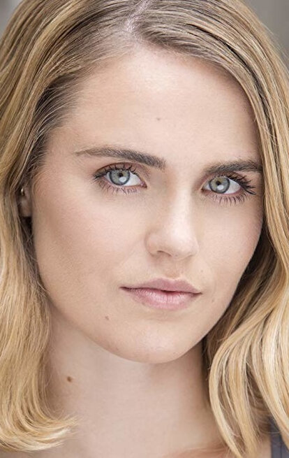 фото Кэйли Уэлесс