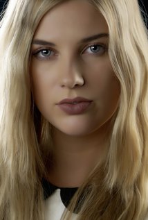 фото Lydia Backhouse