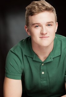 фото Karter Hall