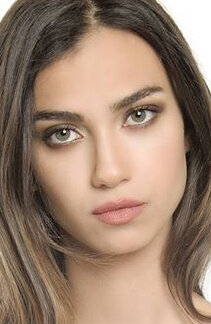 фото Алейна Солакер