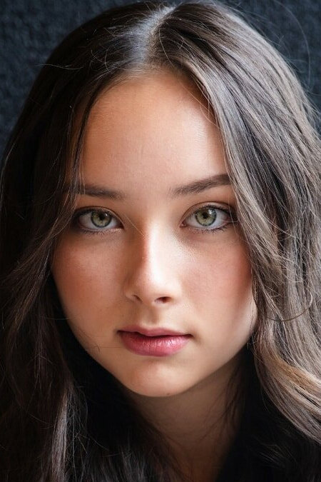 фото Хлоя Гай