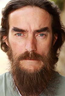 фото Хью Кертис