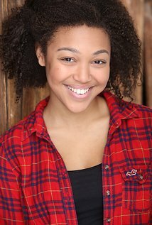 фото Микала Ли