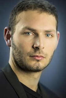 фото Дэниэл Тон