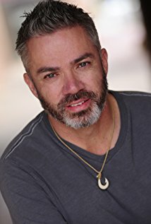 фото Charles Day