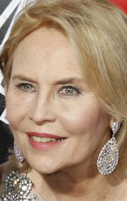 фото Корнелия Шарп