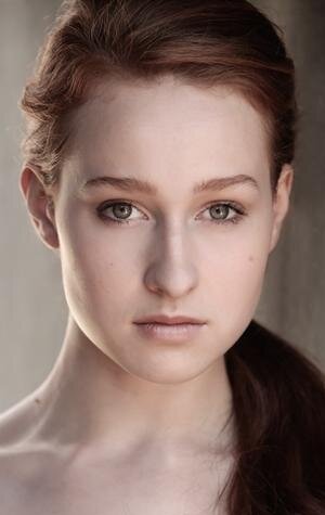 фото Лотти Толхёрст