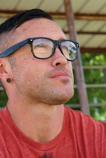 фото Kyle Kauwika Harris