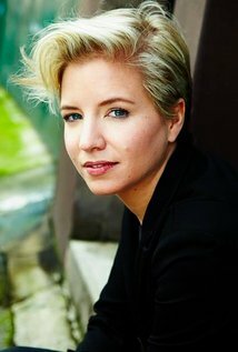 фото Sophia Robinson