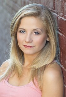 фото Brooke Lyons